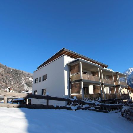 Modern Apartment In Neukirchen Am Gro Venediger นอยเคียร์เชน อัม โกรสเวเนดิเกอร์ ภายนอก รูปภาพ
