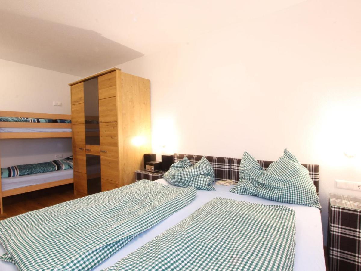 Modern Apartment In Neukirchen Am Gro Venediger นอยเคียร์เชน อัม โกรสเวเนดิเกอร์ ภายนอก รูปภาพ