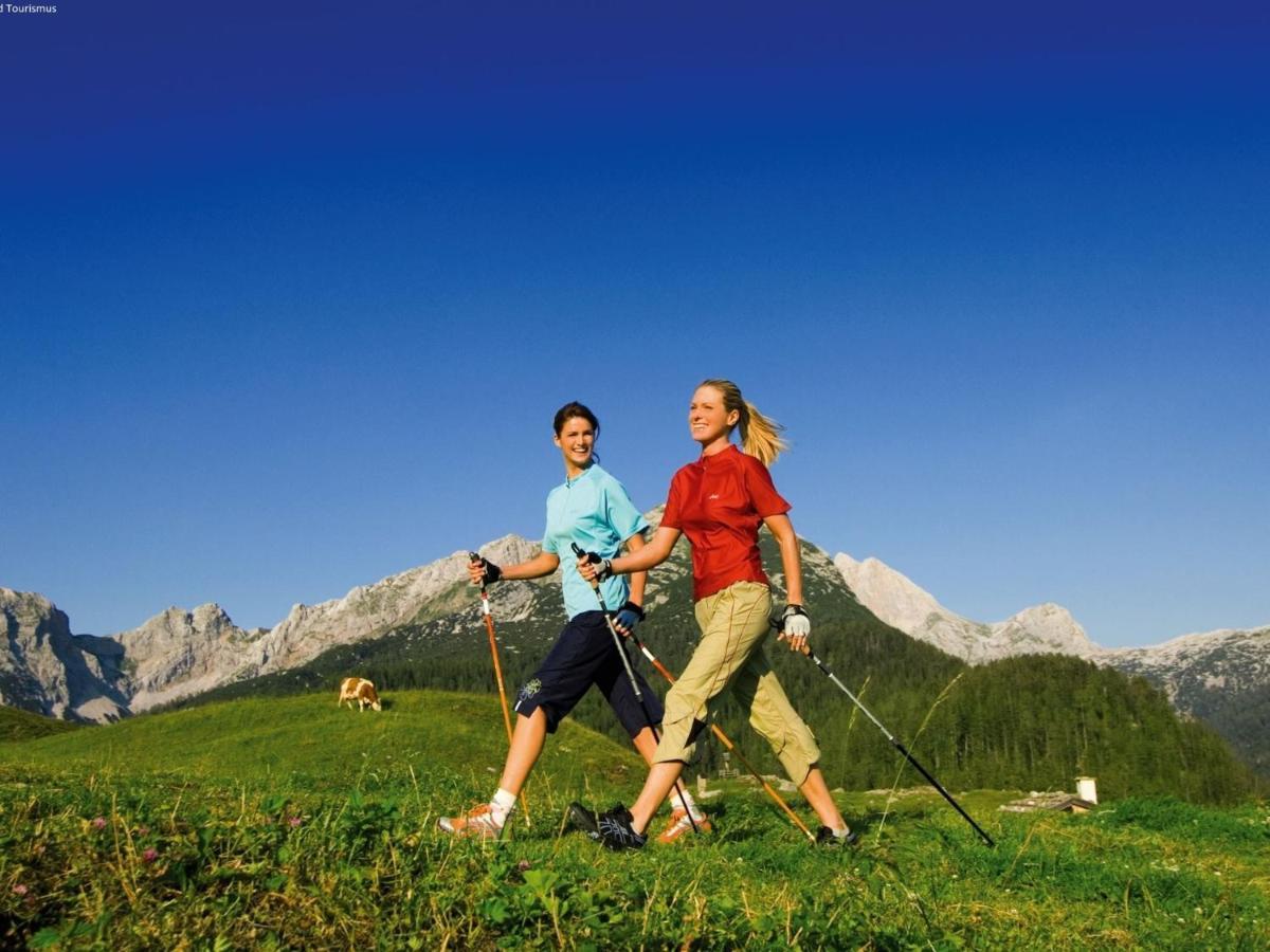 Modern Apartment In Neukirchen Am Gro Venediger นอยเคียร์เชน อัม โกรสเวเนดิเกอร์ ภายนอก รูปภาพ