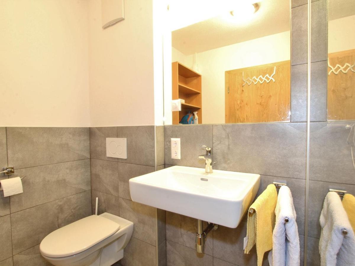 Modern Apartment In Neukirchen Am Gro Venediger นอยเคียร์เชน อัม โกรสเวเนดิเกอร์ ภายนอก รูปภาพ